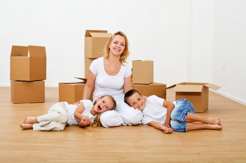 Small move and delivery service for homes and businesses in Winchmore Hill